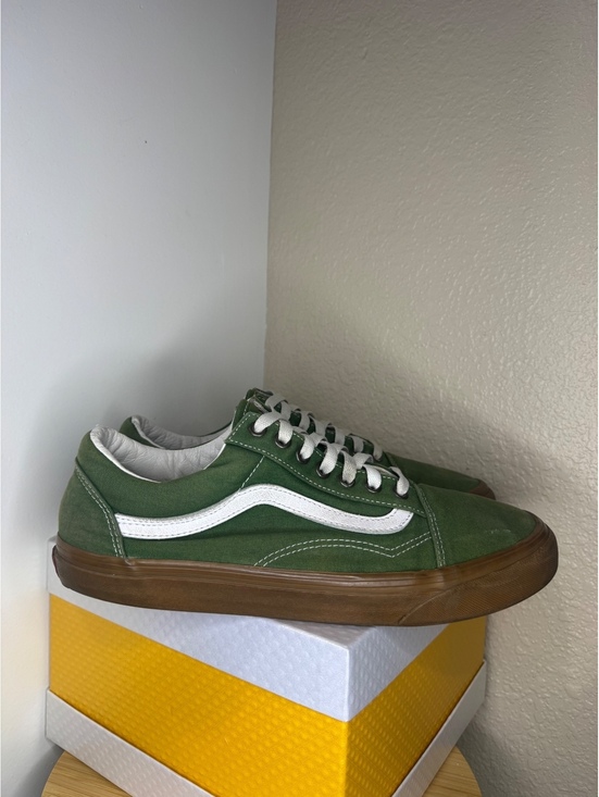 Vans Other - Vans Old Skool Green Gum Sole Men’s Size 10 Canvas Skate Shoes Used No Box